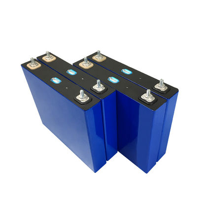 De Batterijrang van CATL 3.2V 100Ah Lifepo4 een Prismatische Batterijcel
