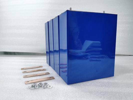280Ah Lifepo4 batterij Prismatische lithiumcel 3.2V 280Ah 300Ah 310Ah 320Ah batterij