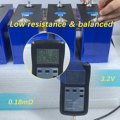 Prismatische lithium-ionbatterij 3,2v 50Ah 100Ah 200Ah 280Ah 320Ah lifepo4-celbatterij